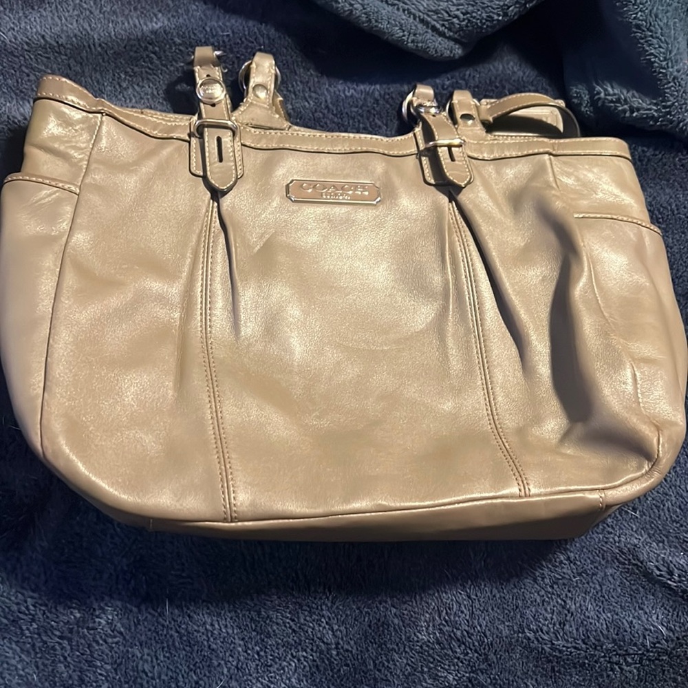 Coach shoulder bag